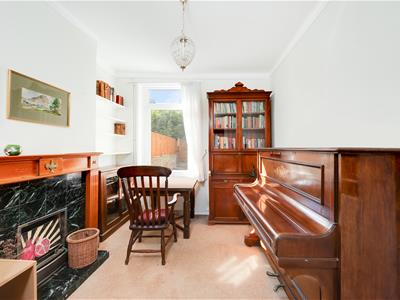 Picture 3